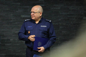Komendant Leśniak przemawia
