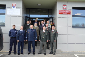 zdjęcie grupowe uczestników spotkania