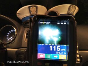 czapka i wynik pomiaru 1