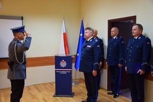 1Złożenie meldunku Komendantowi Wojewódzkiemu Policji w krakowie przez dowódce uroczystości