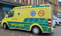 Ambulans, którym Michał Piszczek wykonał transport Nikolki
