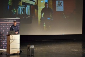 Komendant inspektor Maciej Rymar podczas wystapienia