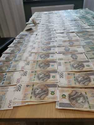 banknoty polskich złotych