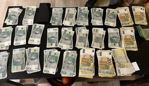 Kęty odzyskane  pieniądze złotówki i euro