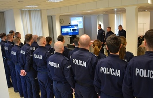 uczestnicy kursu podoficerskiego w trakcie rozpoczęcia