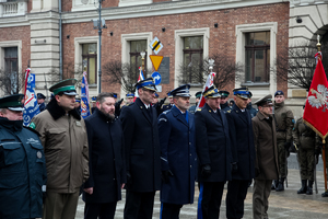 Zastępca Komendanta Wojewódzkiego Policji w Krakowie w szeregu (2)