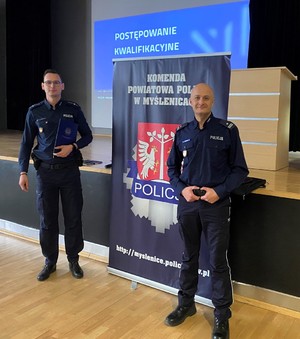 Naczelnik w obecności Asystenta