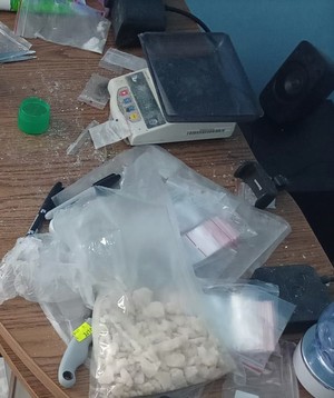 waga i woreczki strunowe