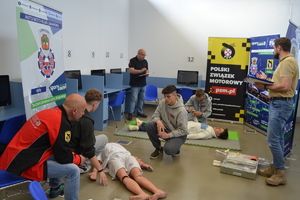 Scena udzielania pierwszej pomocy przedmedycznej