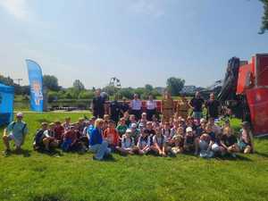 wspólne zdjęcie grupowe