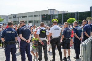 policjanci biorący udział w wydarzeniu
