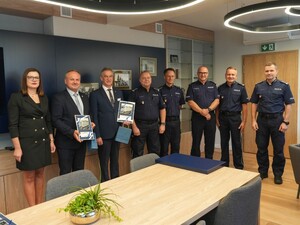 Zdjęcie zbiorowe Kierownictwa oraz zaproszonych Gości.