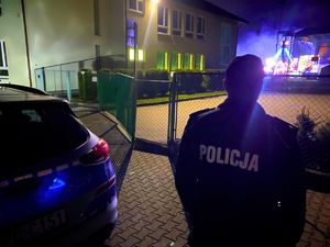 Policjant podczas zabezpieczenia