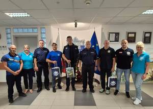 Uczestnicy spotkania w sądeckiej komendzie. Delegacje IPA oraz kierownictwo sądeckiej Policji.