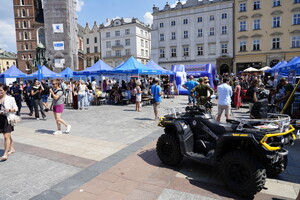 miasteczko z widokiem na bazylikę mariacką