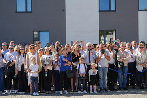 Zdjęcia rodzin osób biorących udział w uroczystości