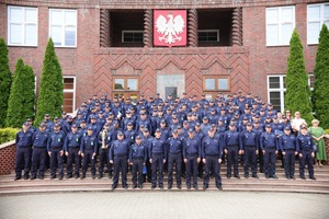 wspólne zdjęcie uczestników, organizatorów, kadry kierowniczej