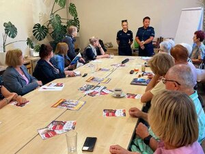 policjantki podczas prelekcji