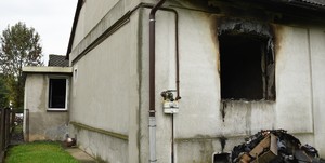 Włosienica dom w którym wybuchł pożar