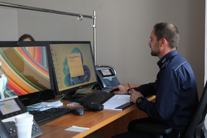 dyżurny przy monitorach
