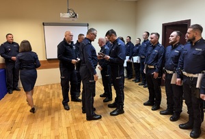 Wręczenie medali Komendantom Komisariatów