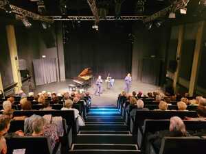 policjantki na scenie