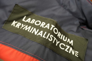 kurtka technika kryminalistyki