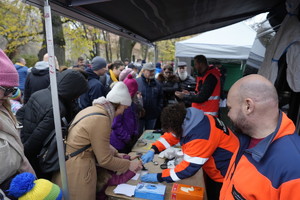 stoisko techników kryminalistyki