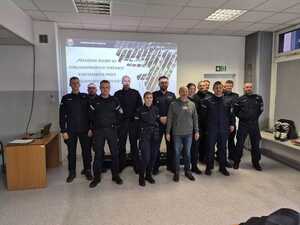 zdjęcie grupowe policjantów