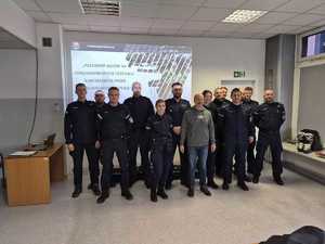 zdjęcie grupowe policjantów