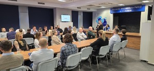 Uczestnicy szkolenia wraz z prowadzącymi.