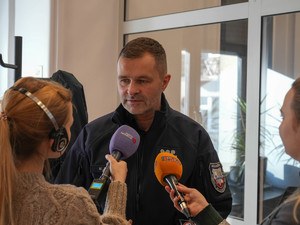 inspektor Kubiak rozmawia z mediami