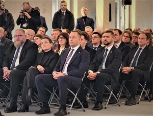 3 KPP Oświęcim. Zabezpieczenie 81. rocznicy wyzwolenia Auschwitz-Birkenau   Prezydent RP I pani Wiceminister oraz dyrektor muzeum