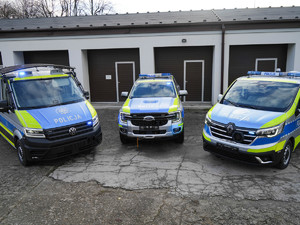 Nowo zakupione samochody oznakowane