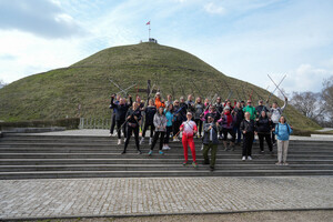 Zdjęcie zbiorowe uczestników treningu