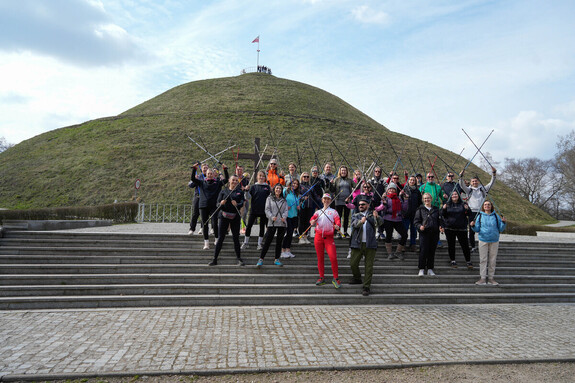 Zdjęcie zbiorowe uczestników treningu