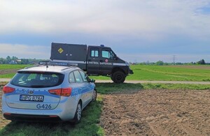 KPP Oświęcim. Niewypał niewybuch wóz saperski i radiowóz