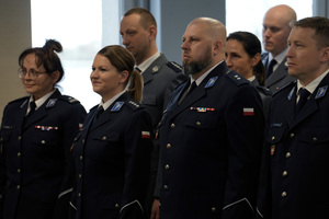 Policjanci zgromadzeni na uroczystości mianowania na stanowisko