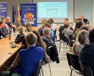 prowadzący szkolenie i uczestnicy
