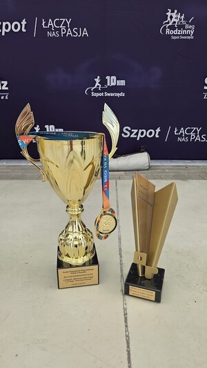 Puchar za wygrany bieg na 10 km