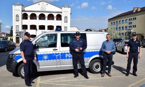 przekazanie radiowozu na stan