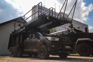 zdjęcie auta z ziemi