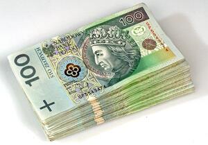 pieniądze, banknoty 100 złotowe