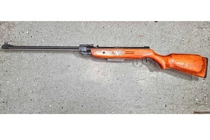 zarekwirowana wiatrówka