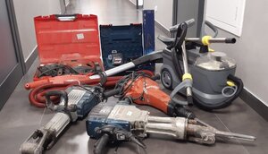 zabezpieczony sprzęt budowlany