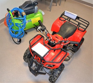 mały quad i kompresor - część odzyskanego przez policjantów mienia