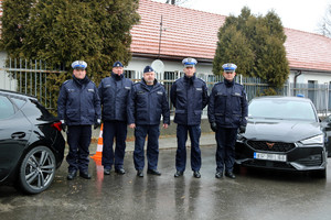 Komendant Morajko wraz z policjantami z jednostek terenowych