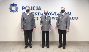 zdjęcie grupowe komendantów