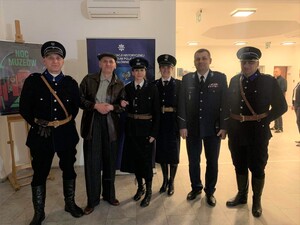 Zdjęcia GRH Posterunek Policji Państwowej w Oświęcimiu rekonstruktorzy z Dyrektorem Musielakiem