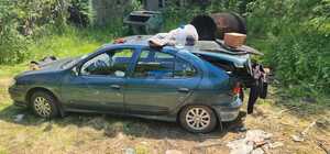 pojazd zatrzymanego 30 latka. Wewnątrz skradziony złom